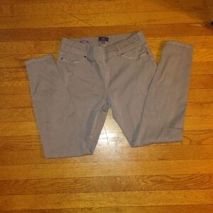 NYDJ grey Joanie jeggings size 8p